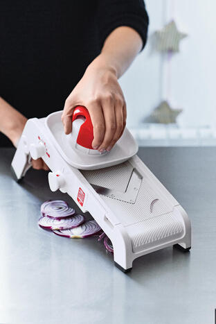 Tupperware MandoChef 